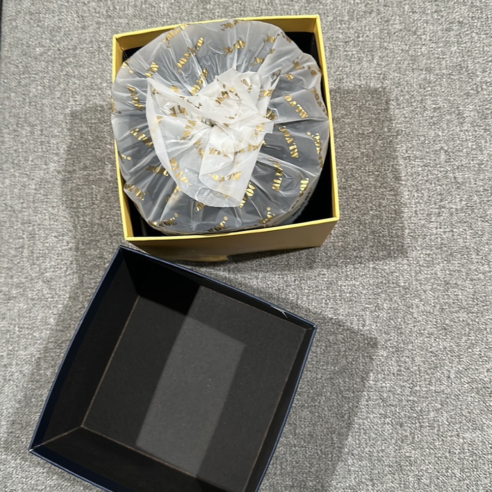 MLVOC Memory Foam neck travel pillow - Picture 5 of 6